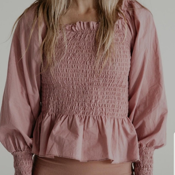 The cutest smocked cotton top by Annagail - Picture 1 of 3